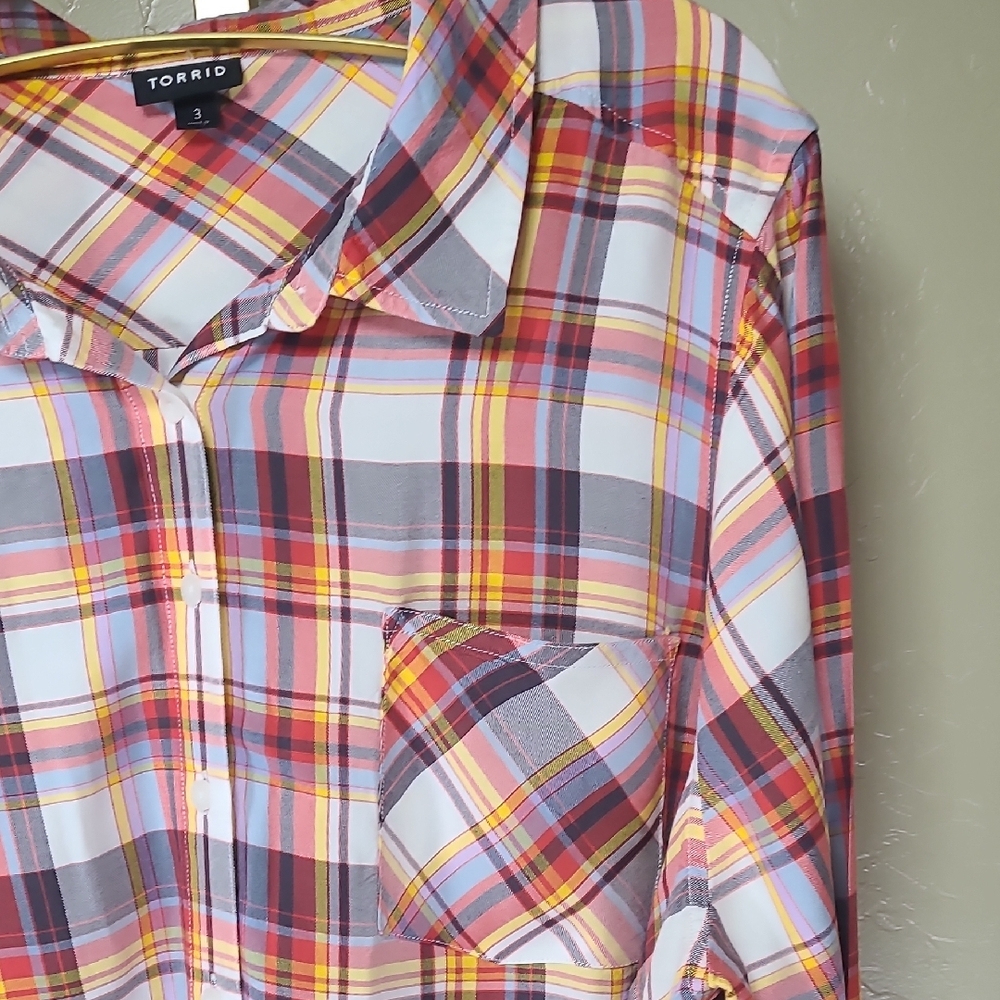 Torrid Multicolor Plaid Oversized Button Down Shi… - image 3